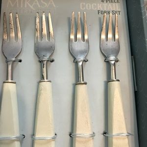Mika’s four piece cocktail fork set